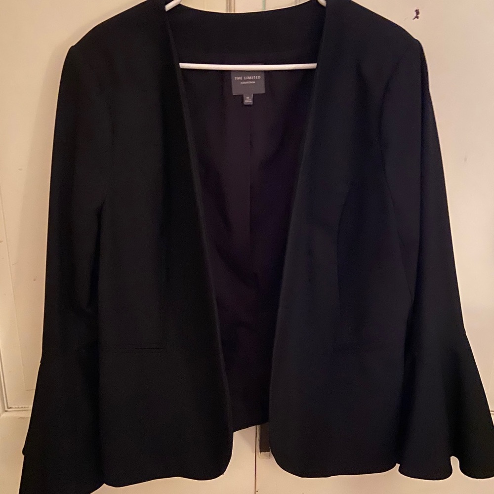 Limited Crop Bell Sleeve Blazer